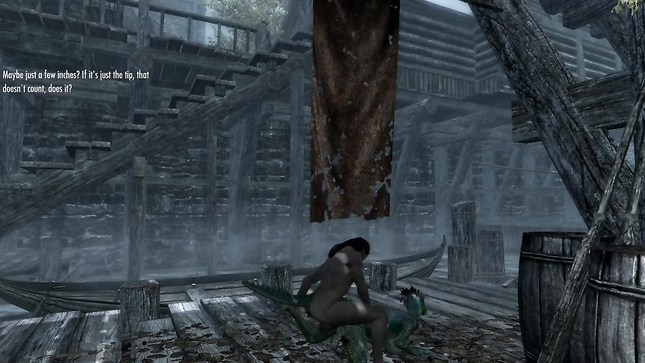 Моряк укротил дикую ящерицу на причале страсти