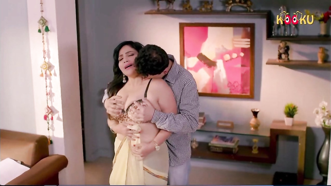 Пышная брюнетка: восточный куни и страстная скачка