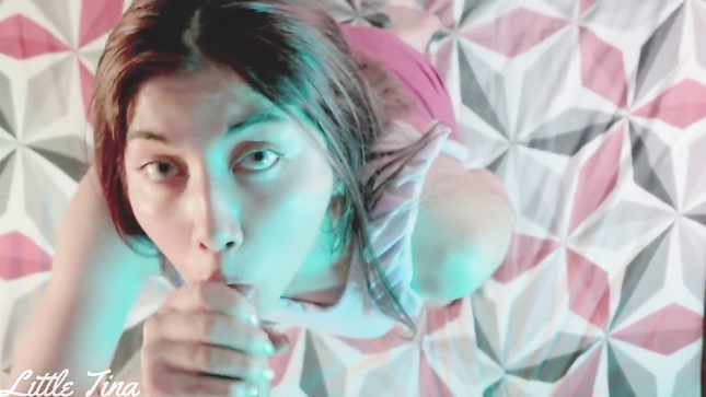 Глазастая шалунья: минет и анальный взрыв страсти